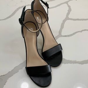 Marc Fisher high heels, black size 9.5